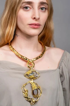 Brut Mosaic Collar