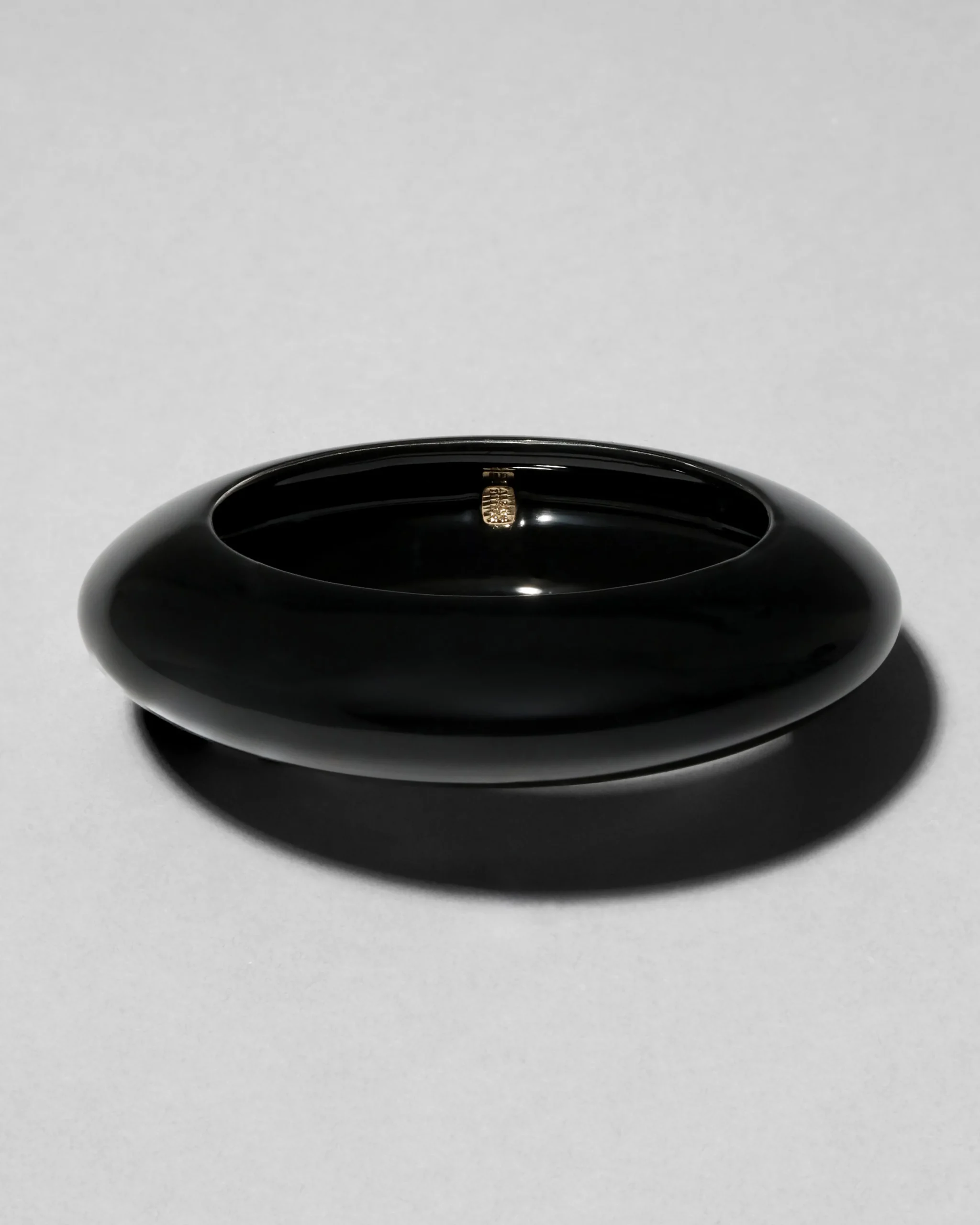 Lucite Saucer Bangle Bracelet- Onyx