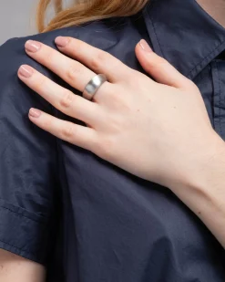 Lucite Tapered Ring- Silver