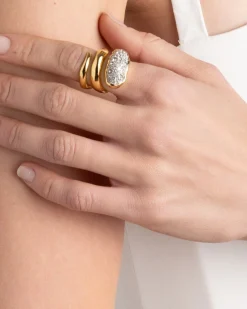 Solanales Crystal Coiled Pebble Ring