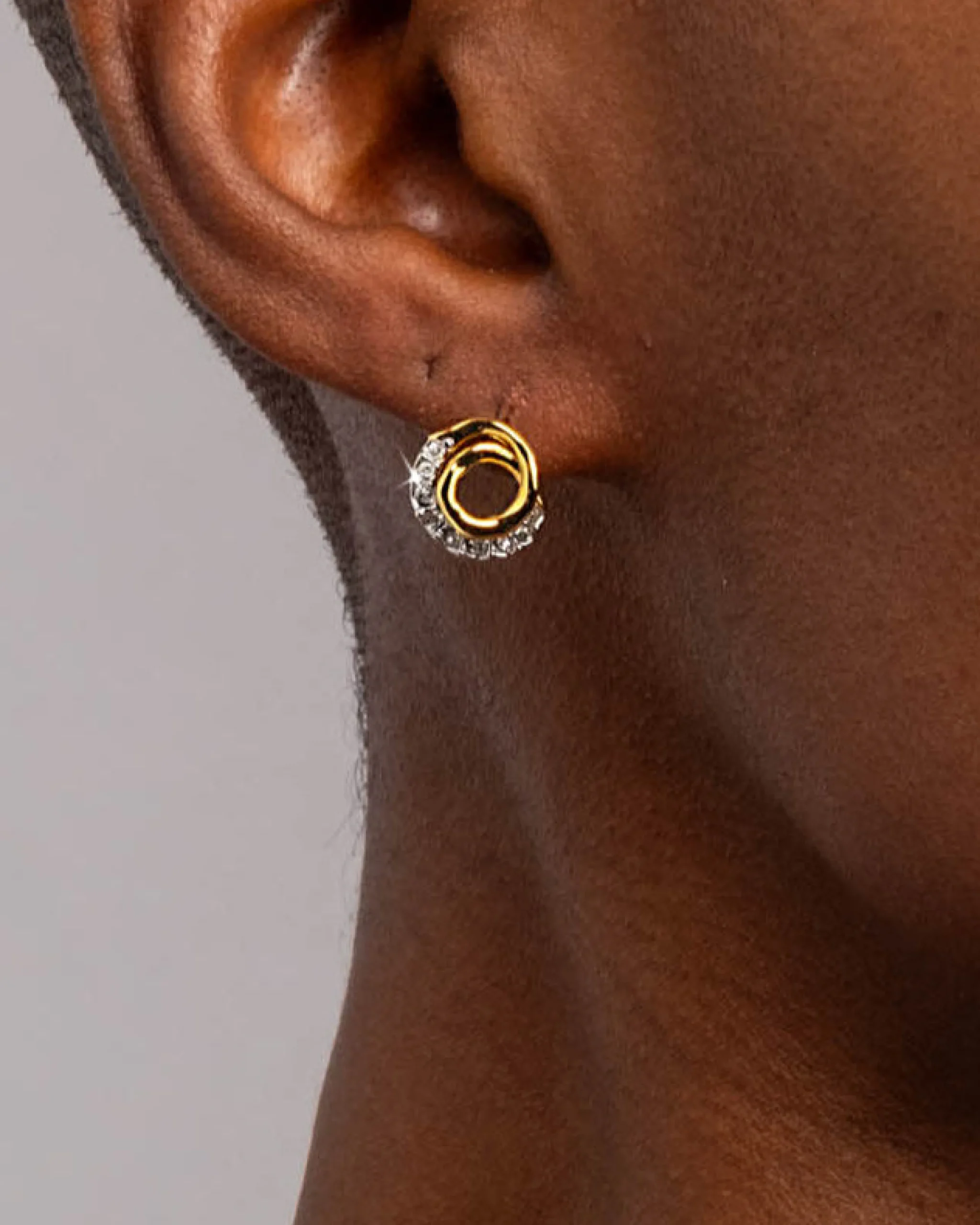 Solanales Gold Crystal Spiral Stud Earring