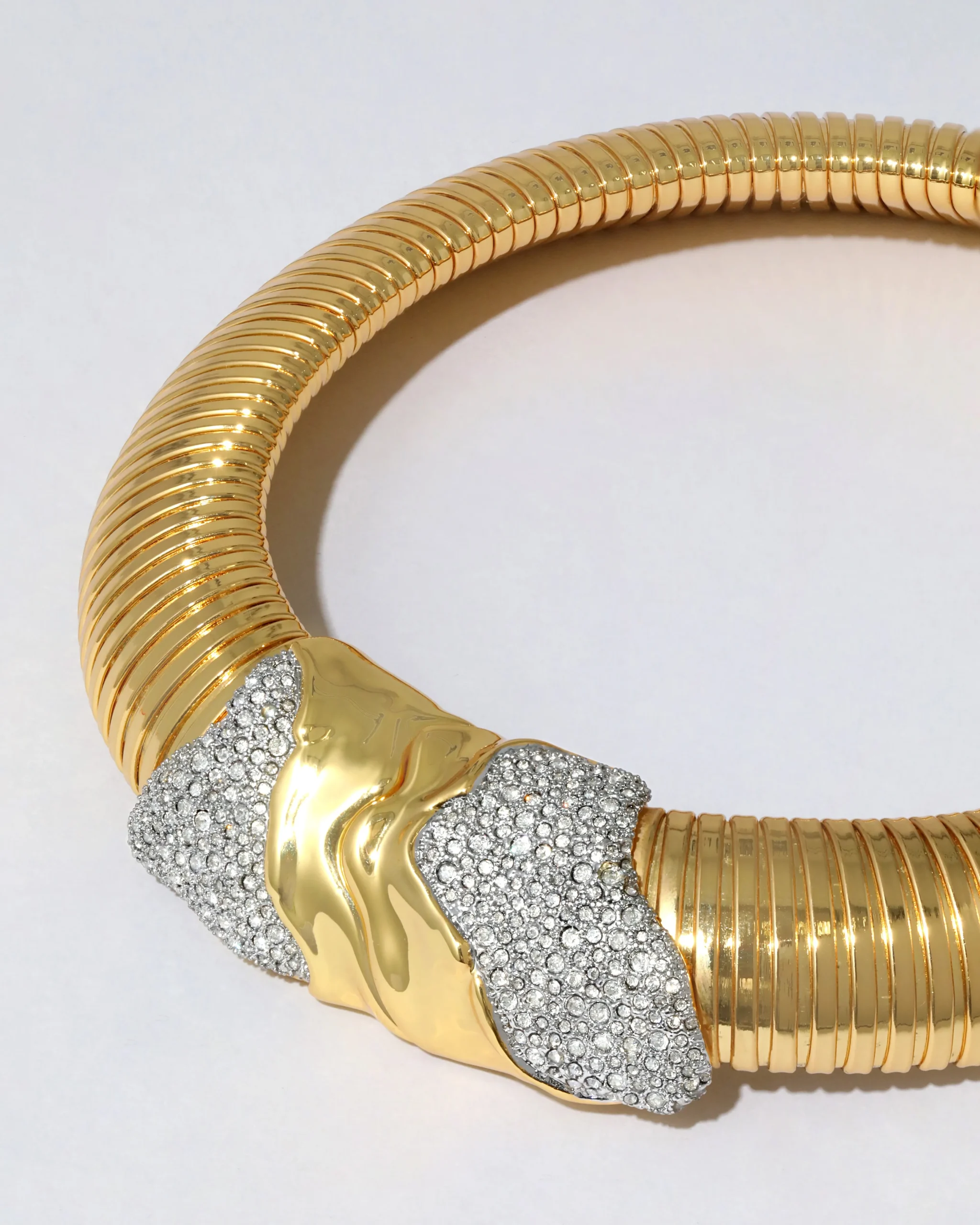 Solanales Gold Tubogas Collar Necklace