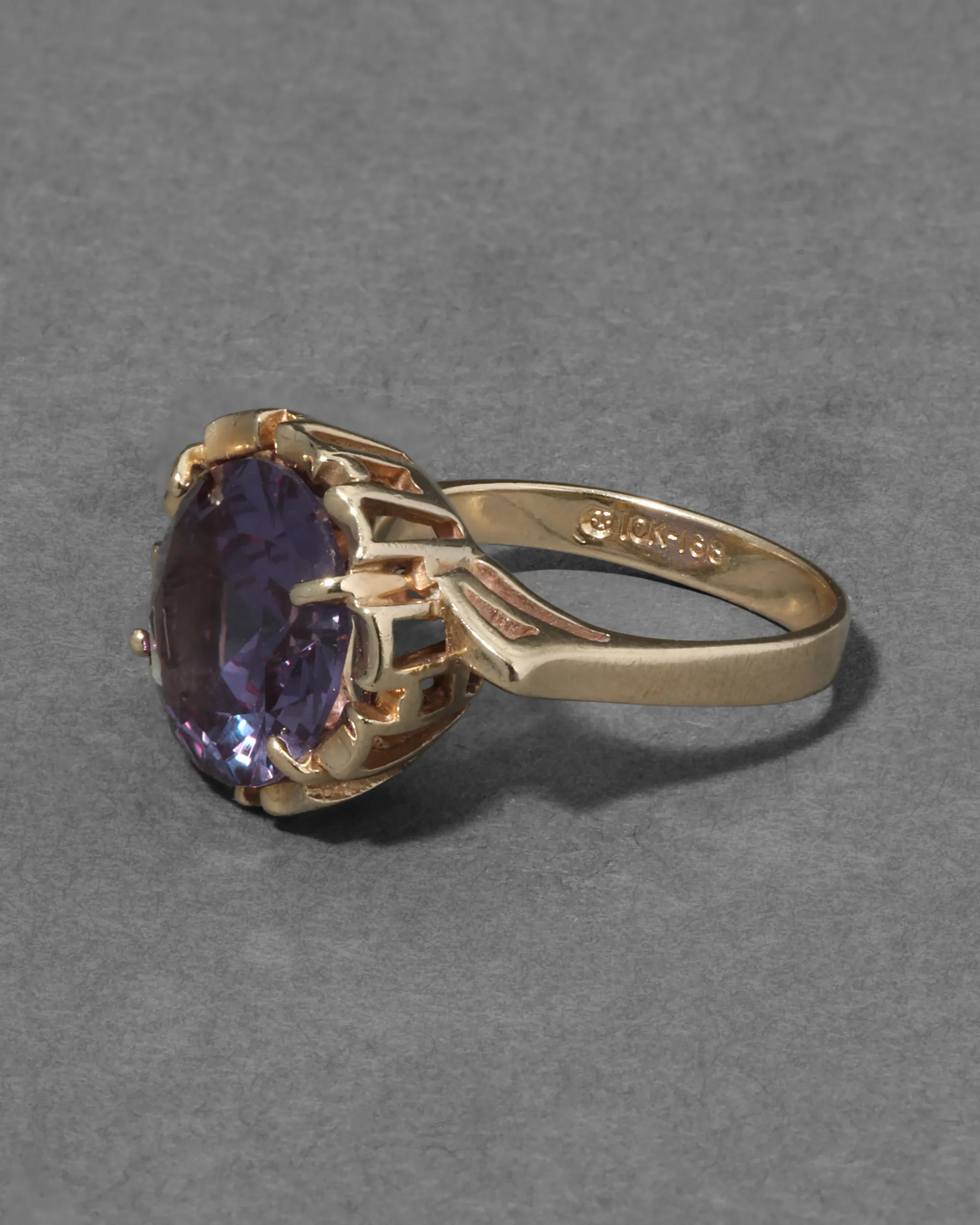 Vintage 1970s 10k Gold & Alexandrite Brutalist Ring