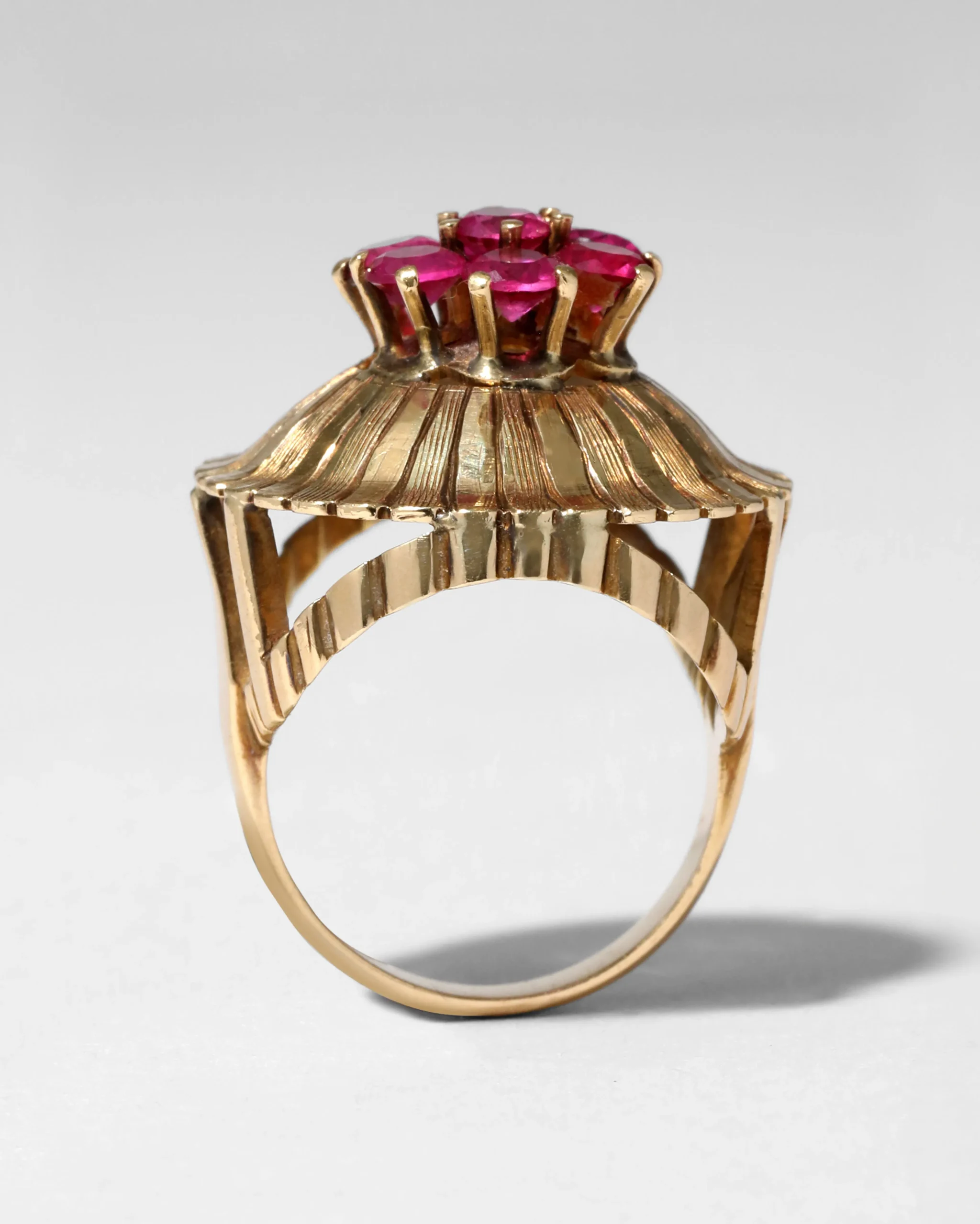 Vintage 1930s 18k Gold & Ruby Ring
